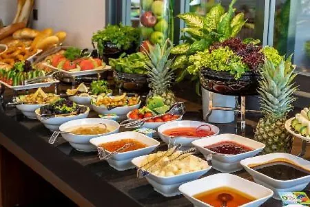 Lavinia & מלון דירות אלאניה