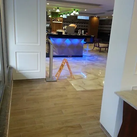 Lavinia & Apartmanhotel Alanya