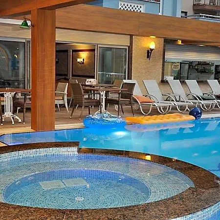 Lavinia & Apartmanhotel Alanya