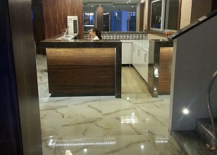 Appart hôtel Lavinia & 3*