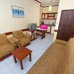 Lavinia Apart&hotel Hotel apartamentowy 3*